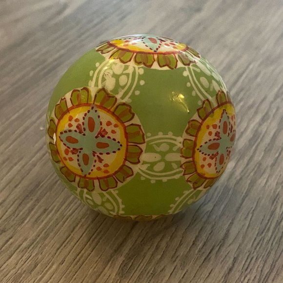 Anthropologie - Victorian Round Ceramic Drawer Knob - Green, Yellow, & White - Picture 2 of 2